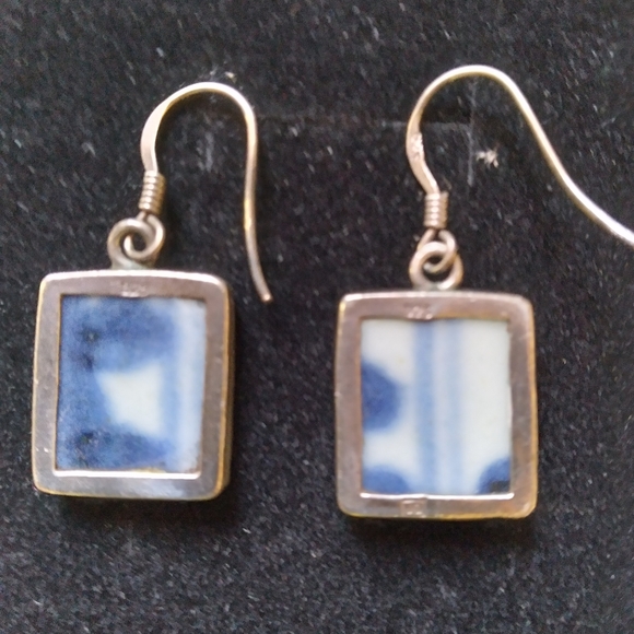 Ming Dynasty Jewelry -- Earrings - Picture 3 of 10